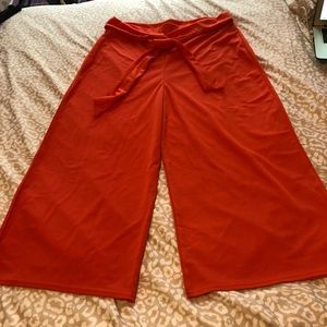BOOHOO Red culottes